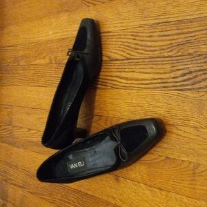 Van Eli low heels vintage 80s spectator style